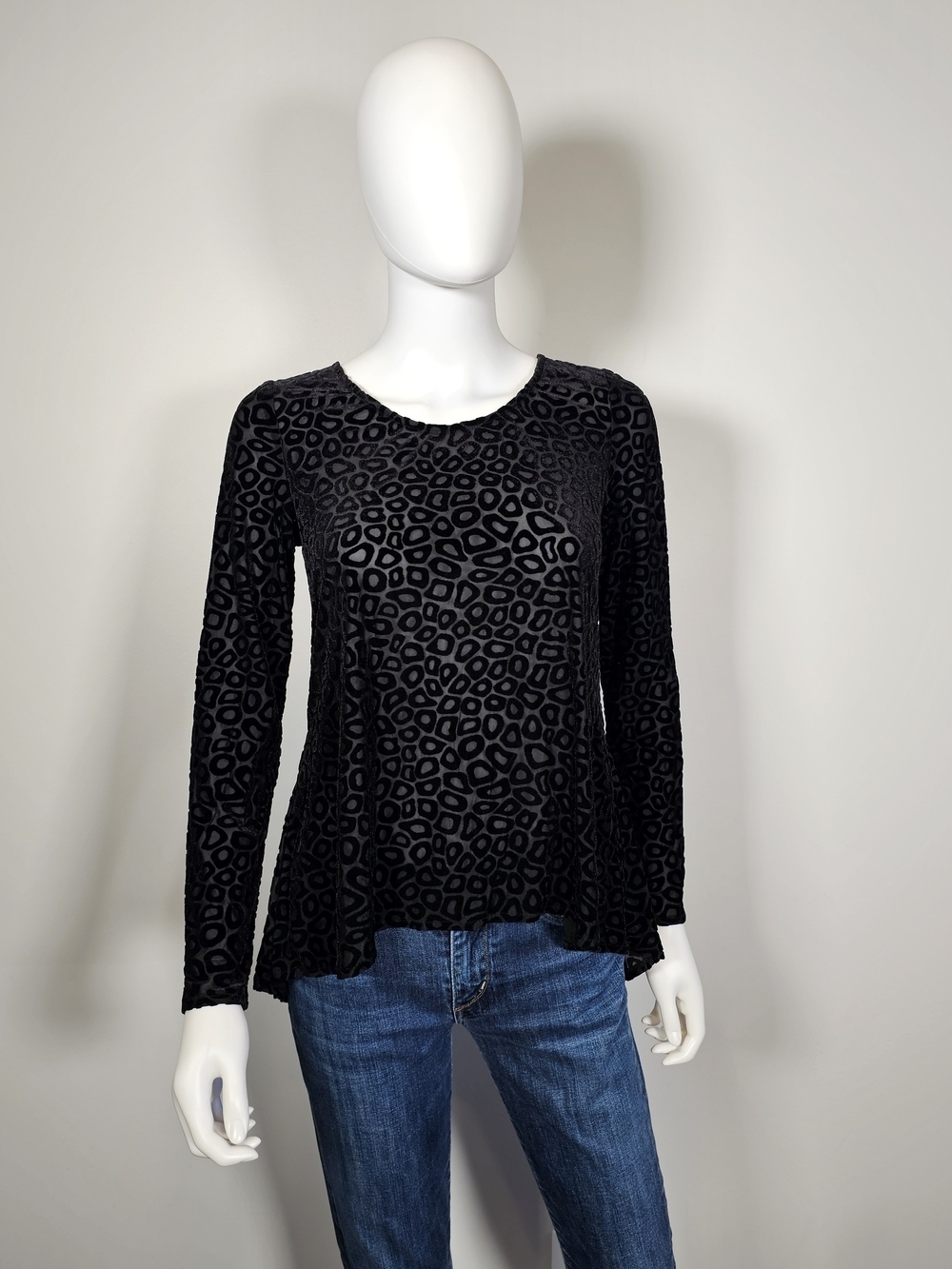 Frank Lyman Design Black Leopard Print Velvet Tie Back Blouse Sz 8